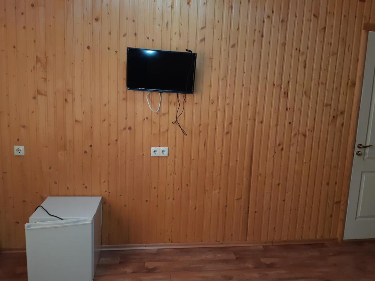 Отель Маленький Рай 자토카 외부 사진